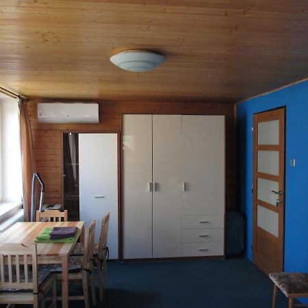 RD Černčín Bučovice Apartamento Exterior foto