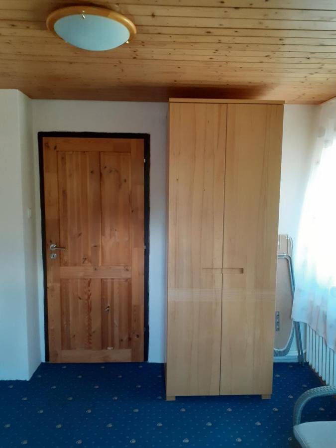 RD Černčín Bučovice Apartamento Exterior foto